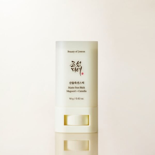 Matte Sun Stick: Mugwort + Camelia SPF50+ PA++++